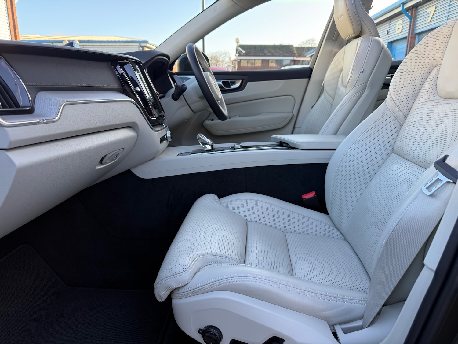 Used Volvo XC60 2019 for sale - 76777988: Photo 79