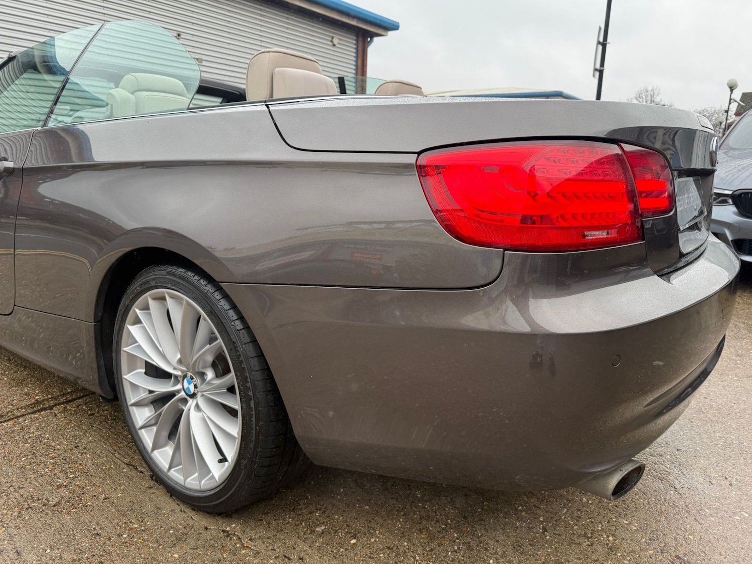 Used BMW 3 Series 2011 for sale - 77284045: Photo 28