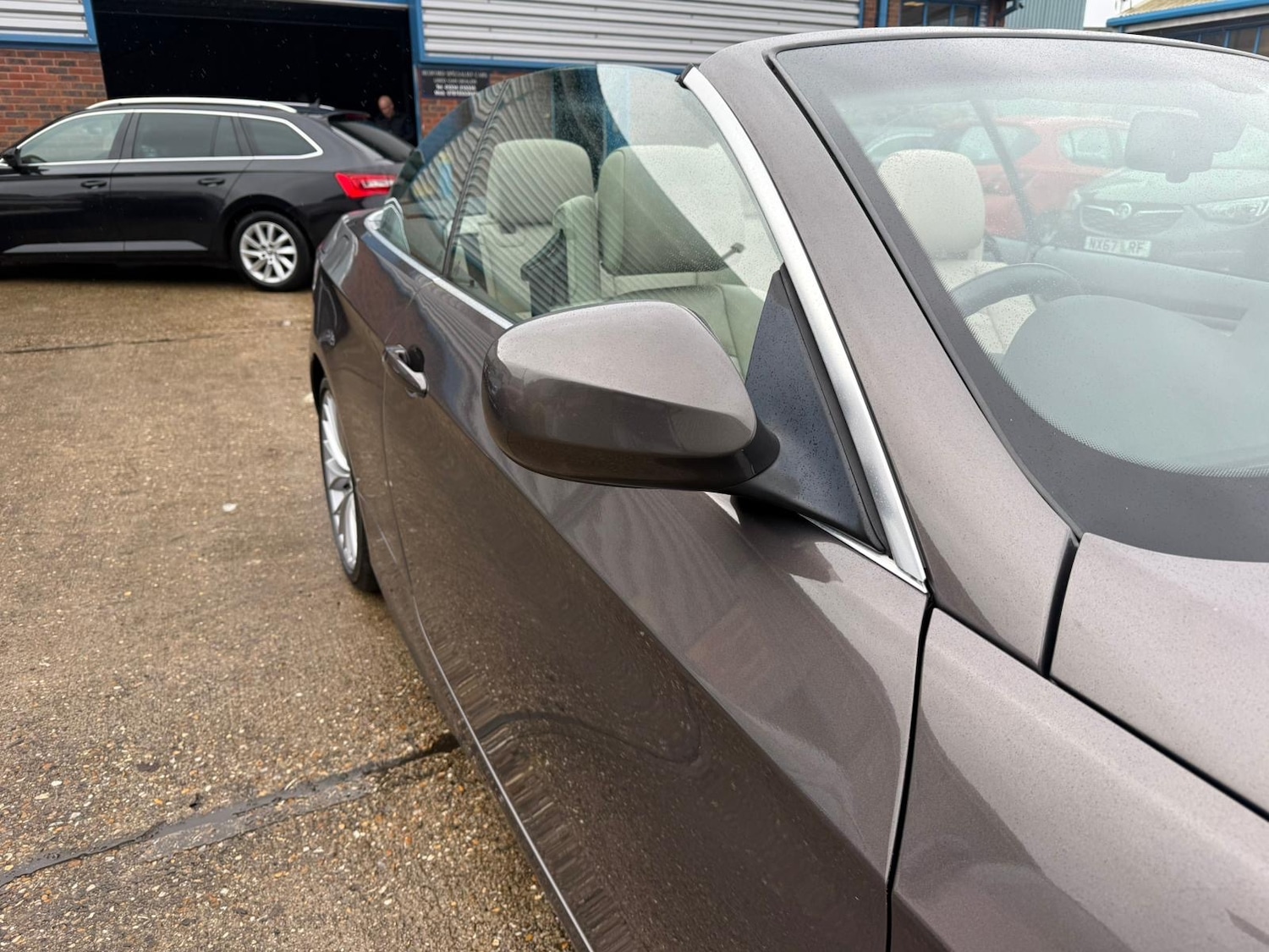 Used BMW 3 Series 2011 for sale - 77284045: Photo 32