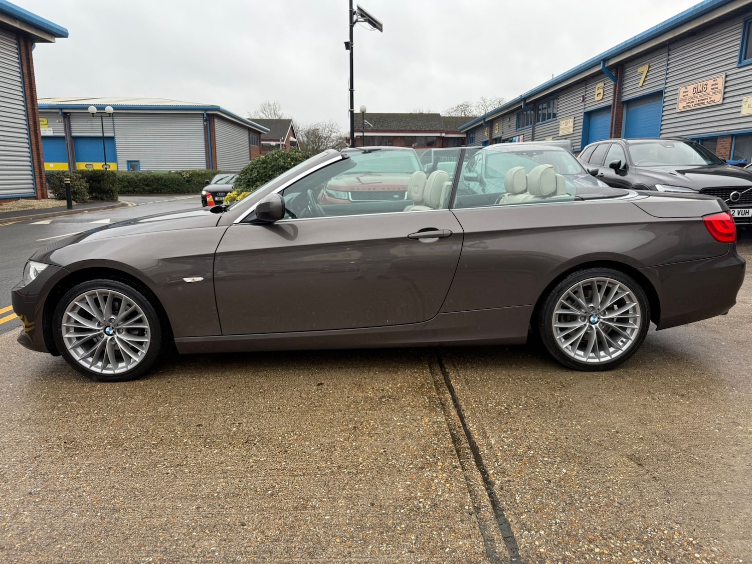 Used BMW 3 Series 2011 for sale - 77284045: Photo 4