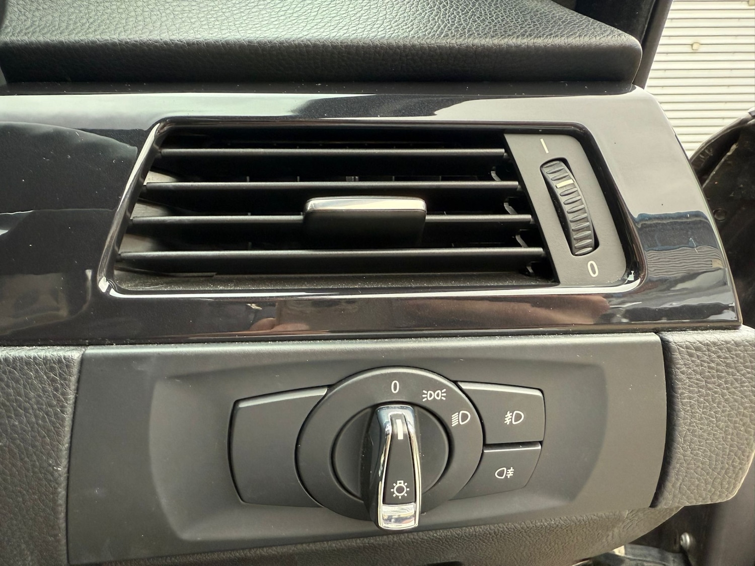 Used BMW 3 Series 2011 for sale - 77284045: Photo 40