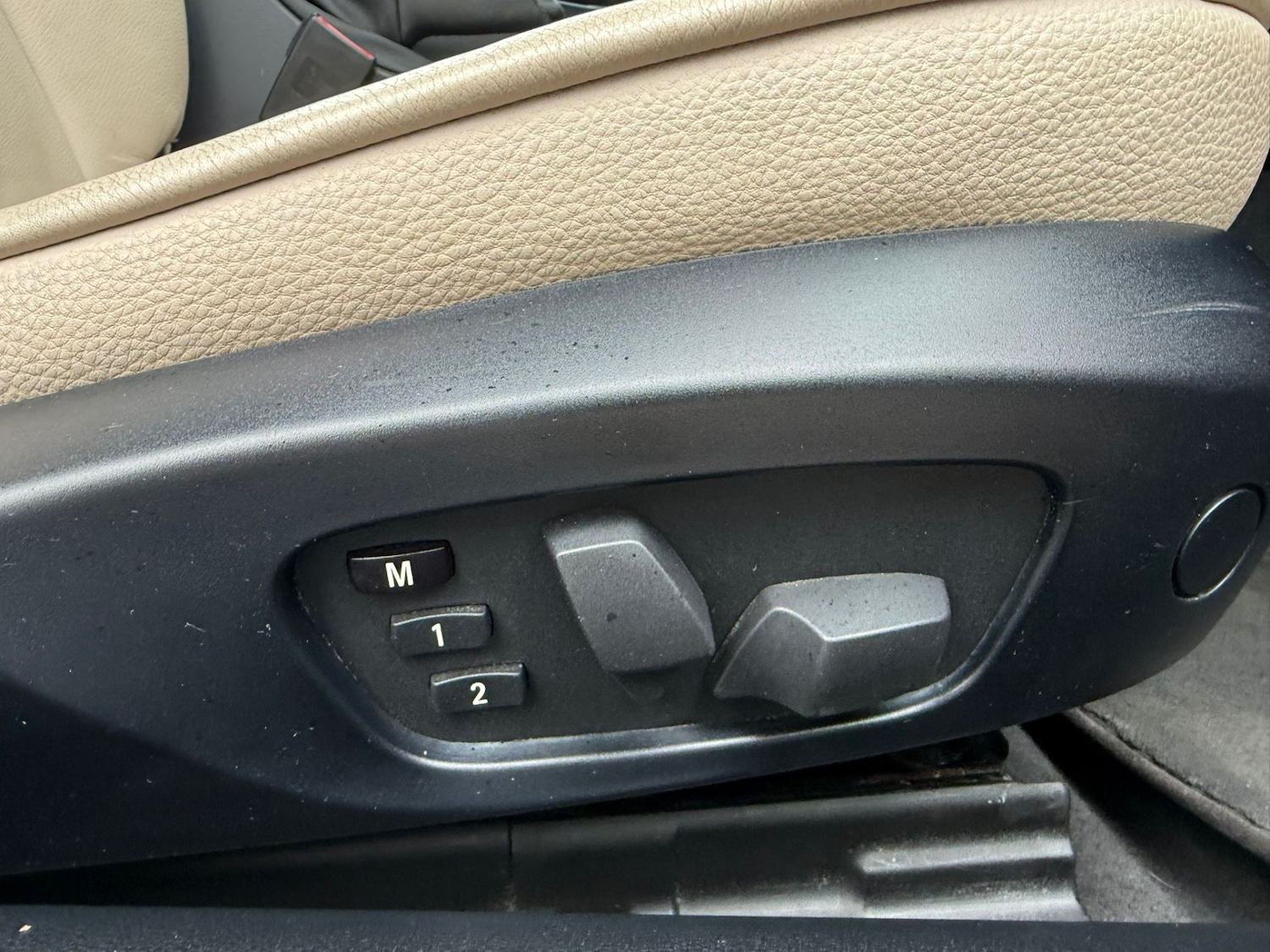 Used BMW 3 Series 2011 for sale - 77284045: Photo 41