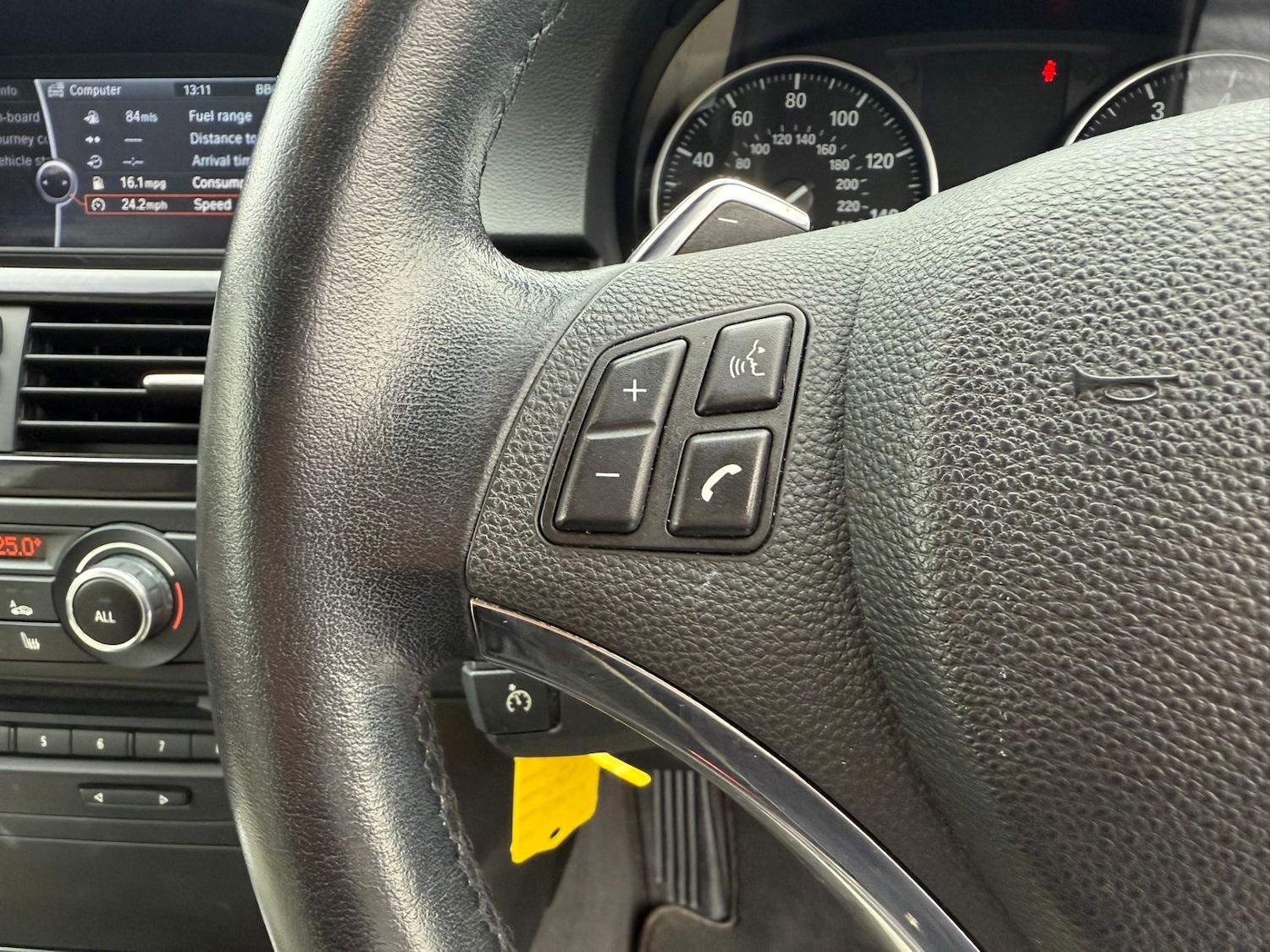 Used BMW 3 Series 2011 for sale - 77284045: Photo 44