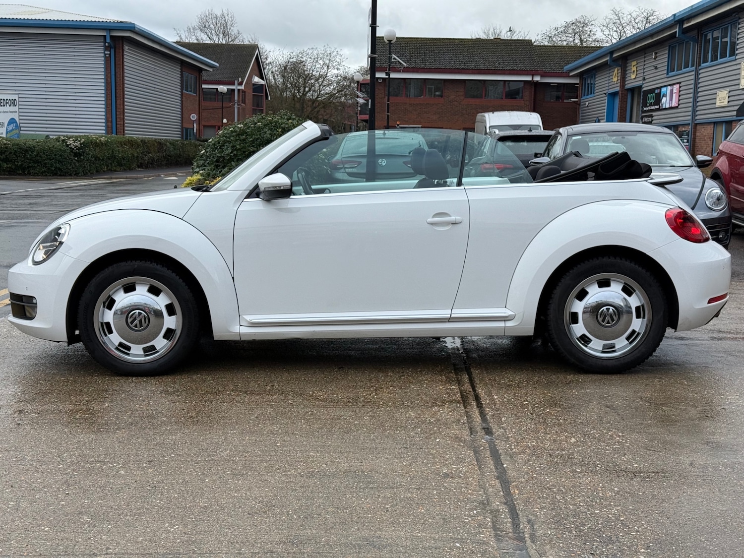 Used Volkswagen Beetle 2013 for sale - 77617881: Photo 5