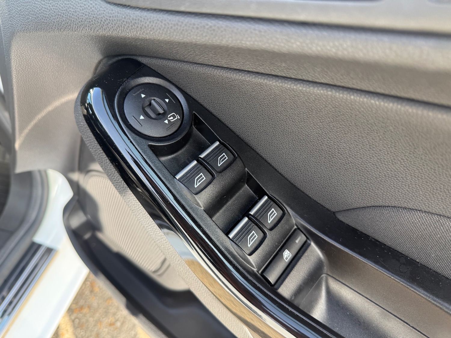 Used Ford Fiesta 2015 for sale - 77665908: Photo 33