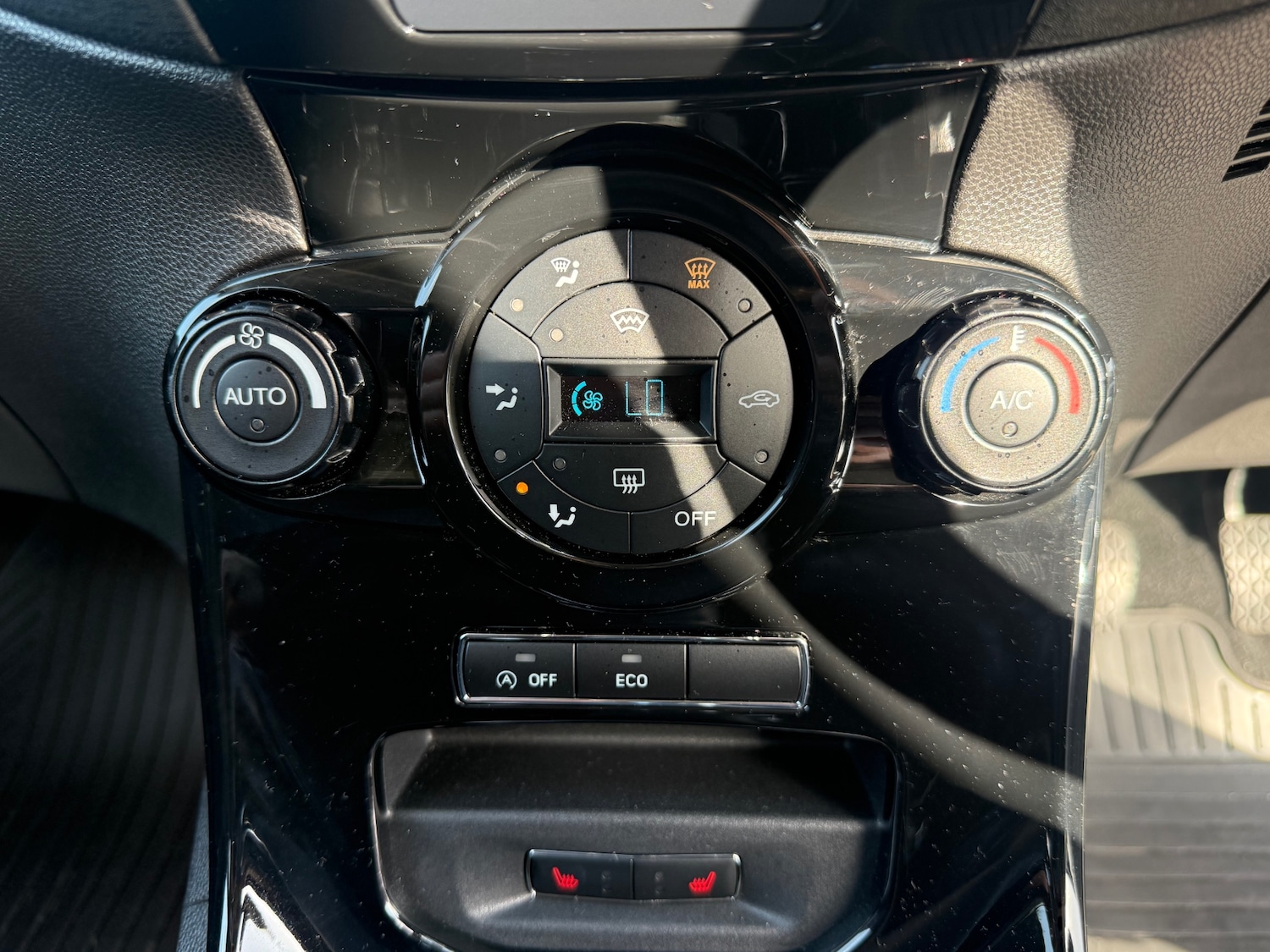 Used Ford Fiesta 2015 for sale - 77665908: Photo 42