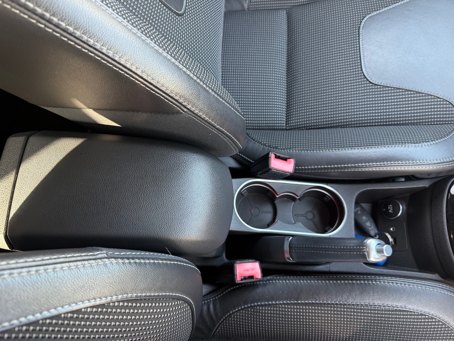 Used Ford Fiesta 2015 for sale - 77665908: Photo 50