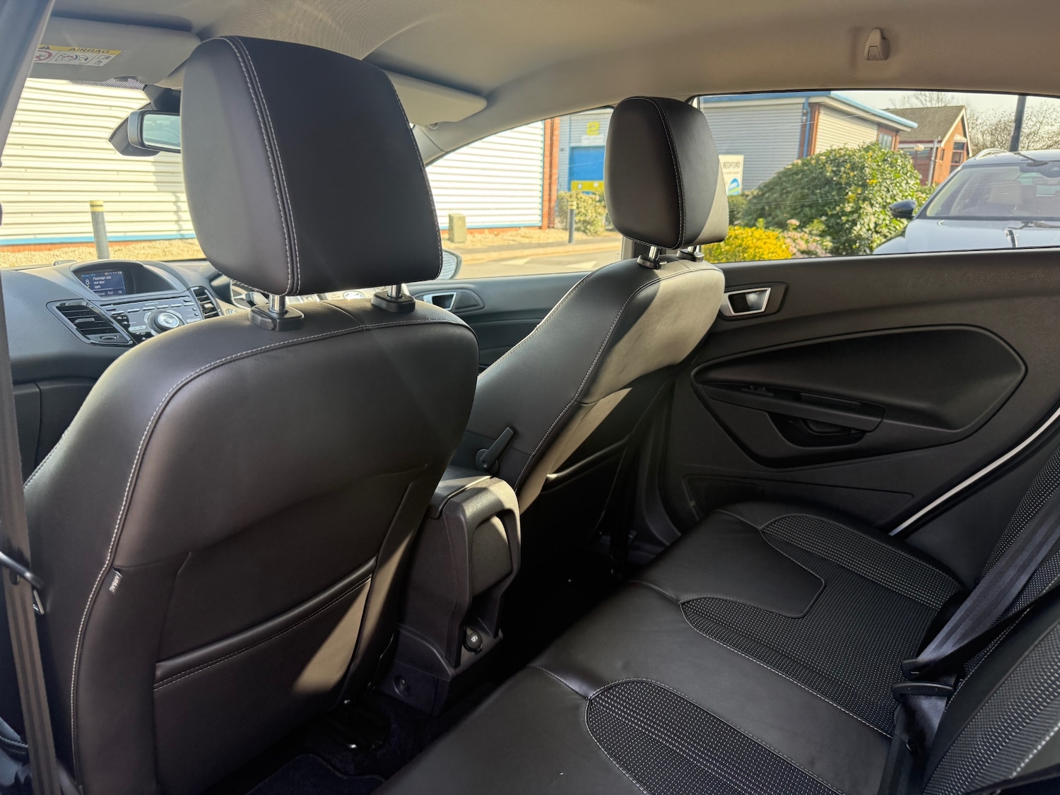 Used Ford Fiesta 2015 for sale - 77665908: Photo 60