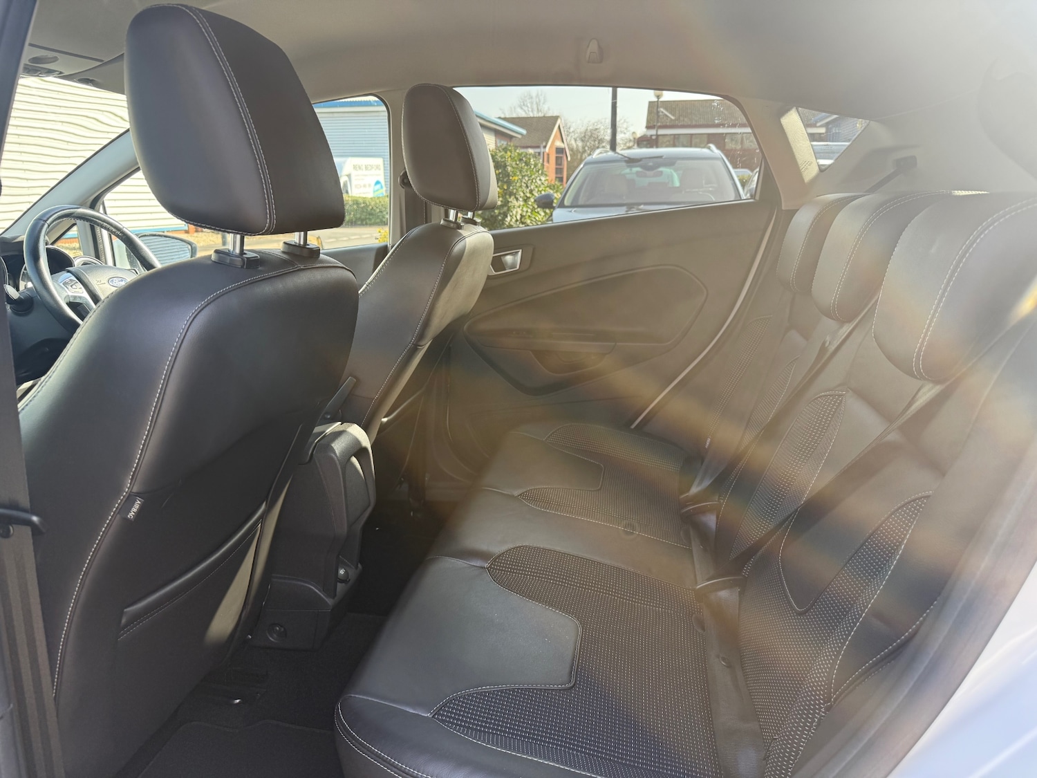 Used Ford Fiesta 2015 for sale - 77665908: Photo 61