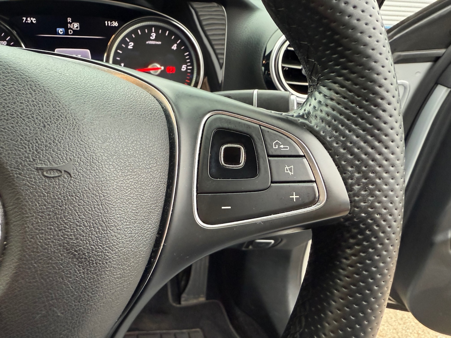 Used Mercedes-Benz E Class 2018 for sale - 77061456: Photo 38