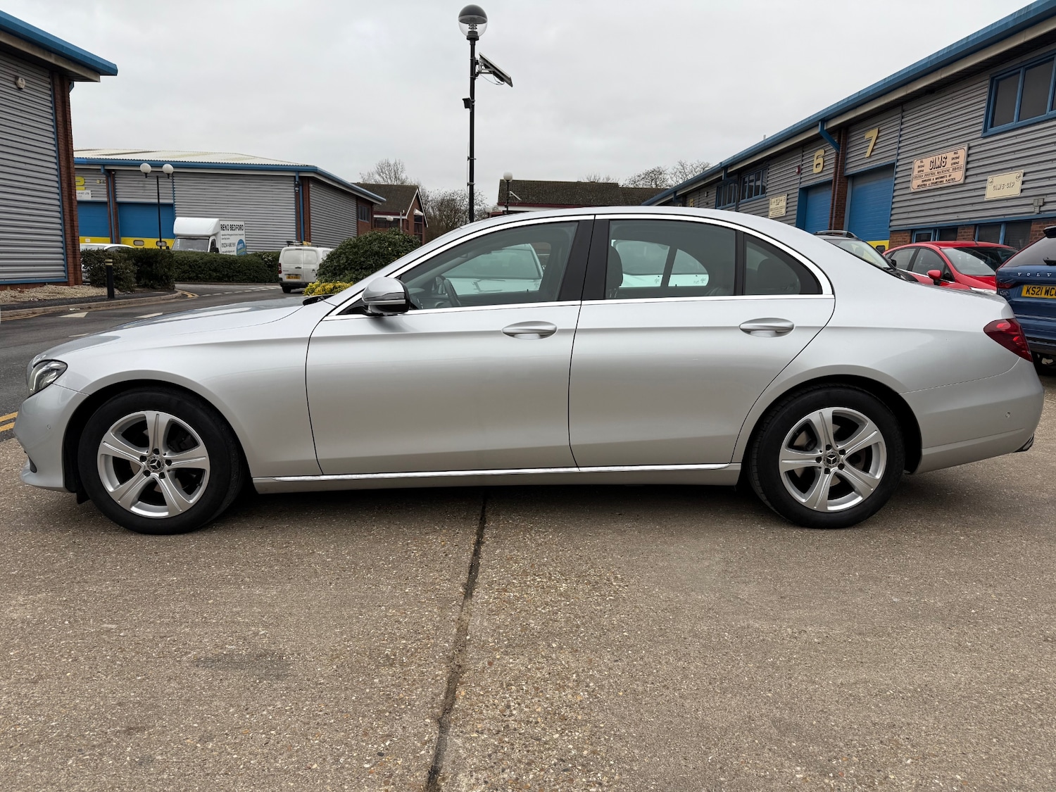 Used Mercedes-Benz E Class 2018 for sale - 77061456: Photo 5