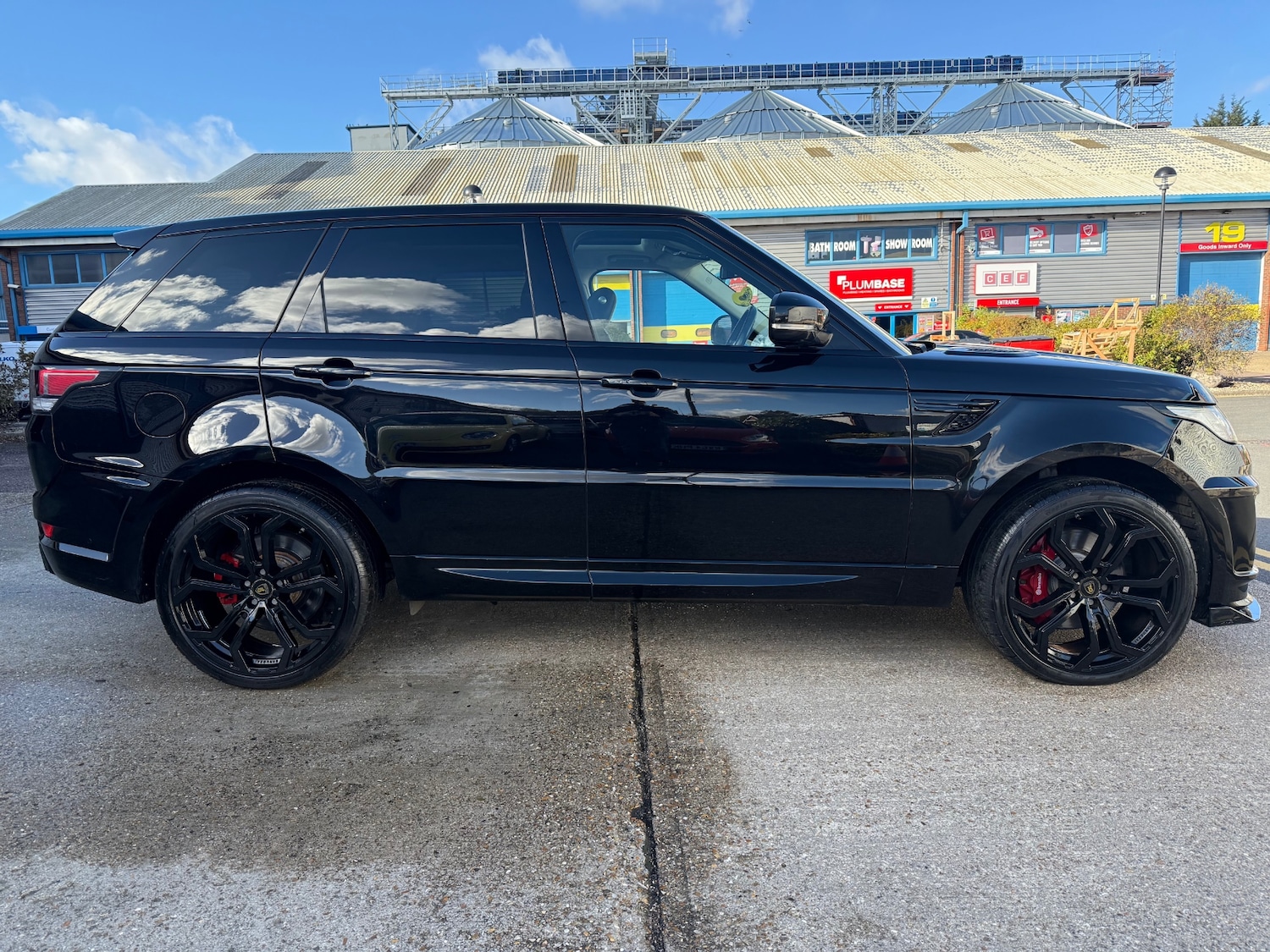 Used Land Rover Range Rover Sport 2015 for sale - 76444681: Photo 3