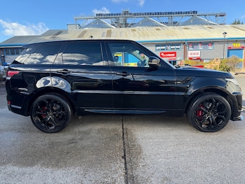 Used Land Rover Range Rover Sport 2015 for sale - 76444681: Photo