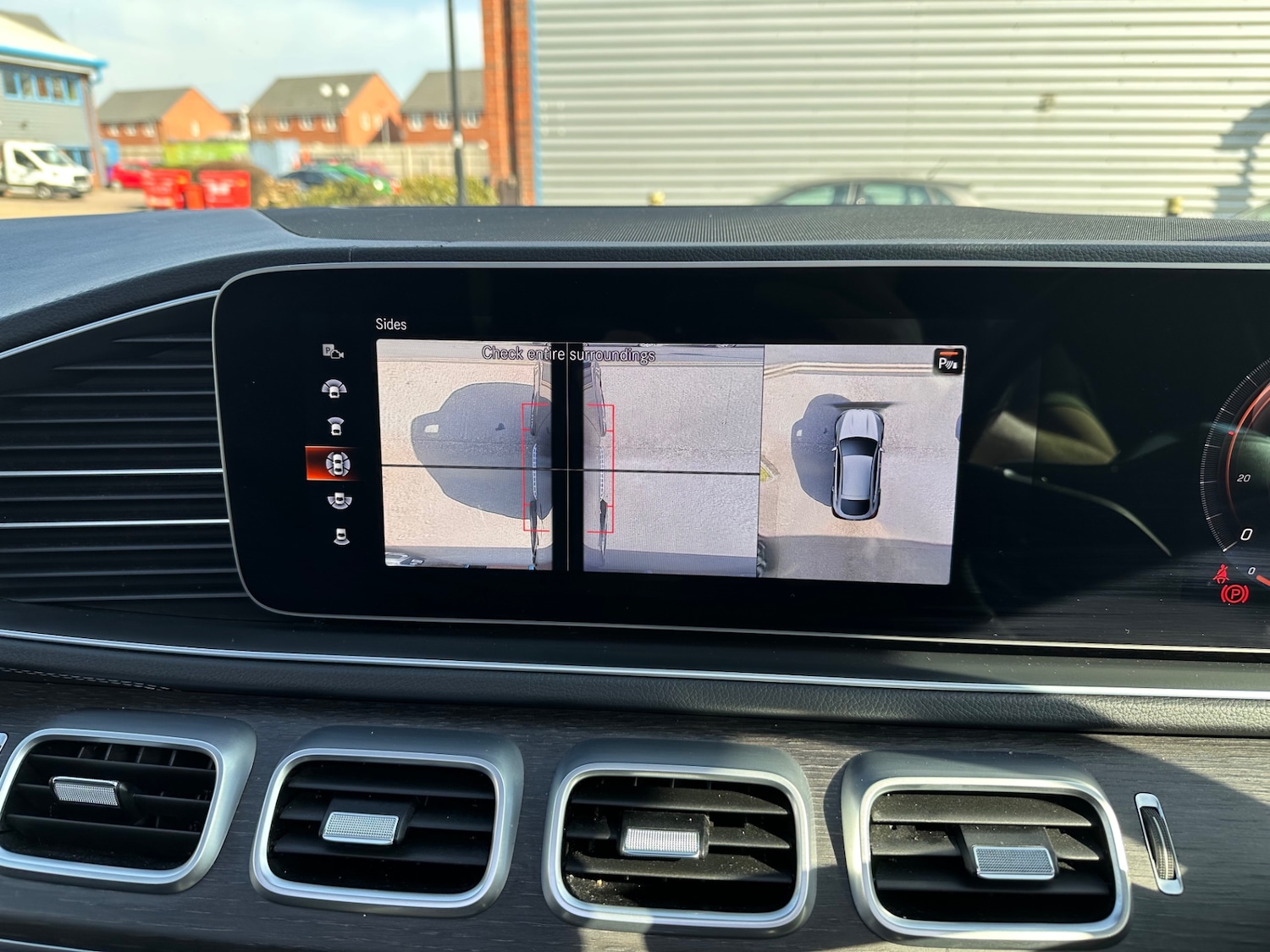 Used Mercedes-Benz GLE 2022 for sale - 73922559: Photo 52