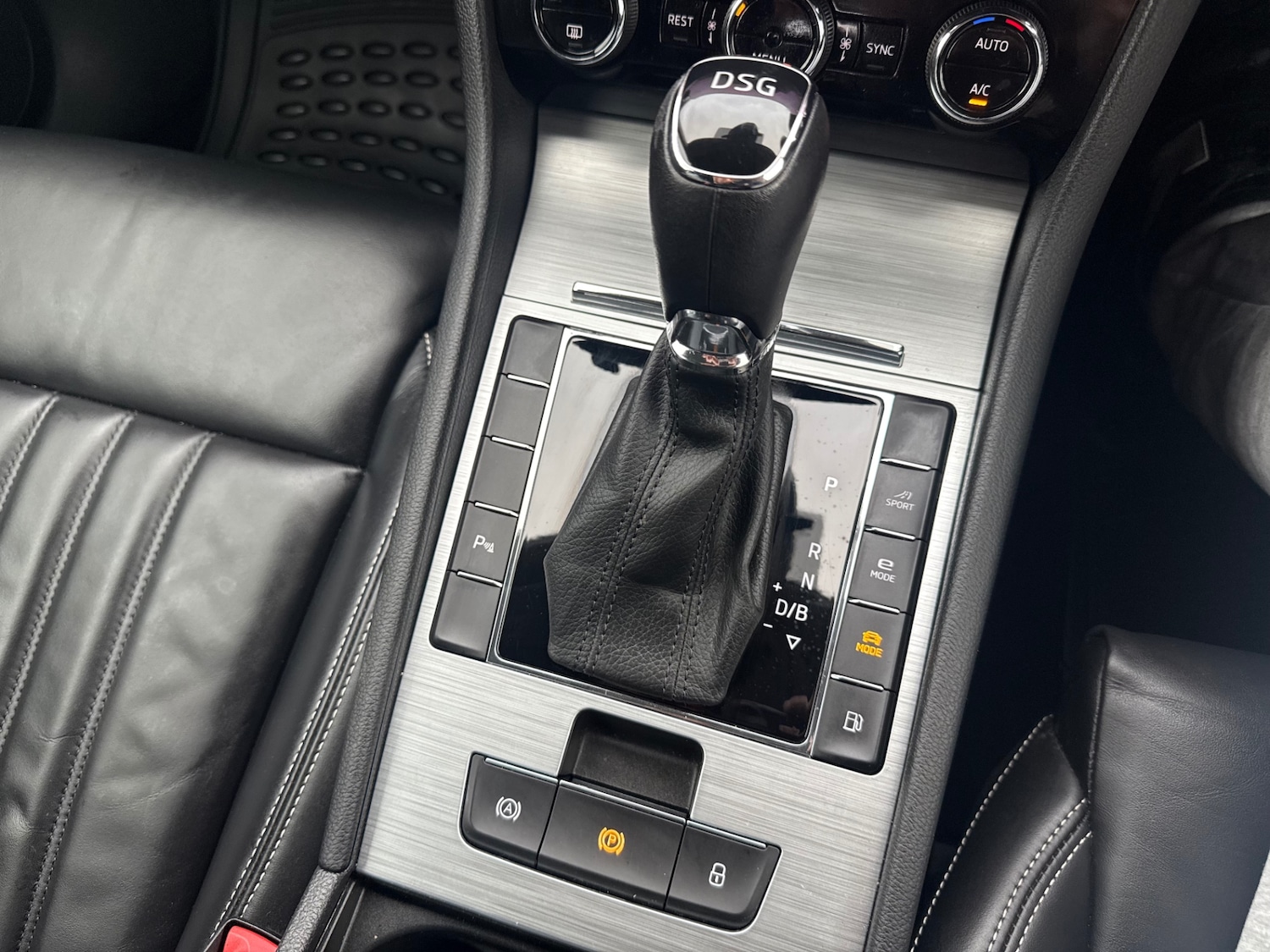 Used Skoda Superb 2021 for sale - 77284092: Photo 48