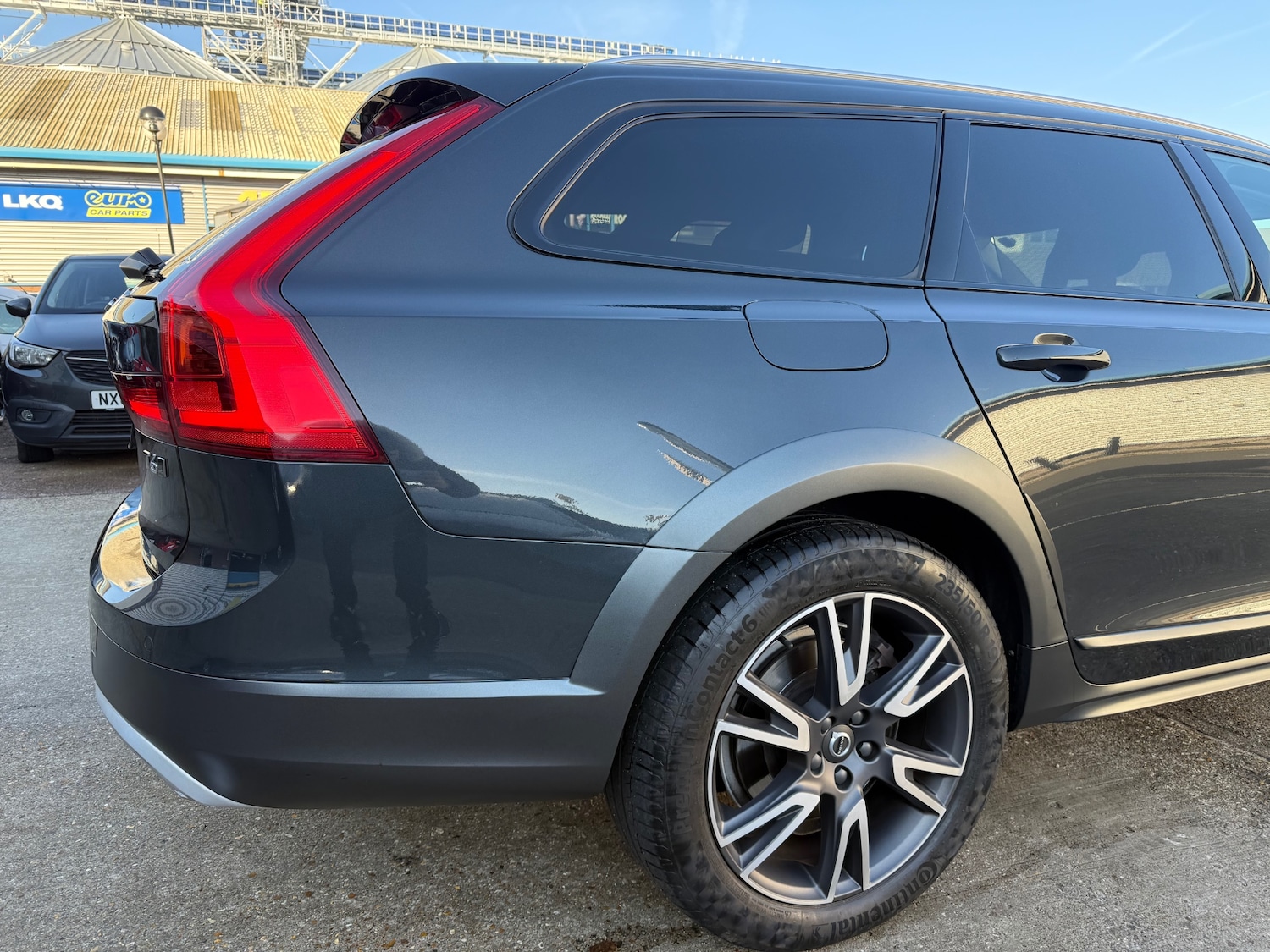 Used Volvo V90 2018 for sale - 76626065: Photo 17