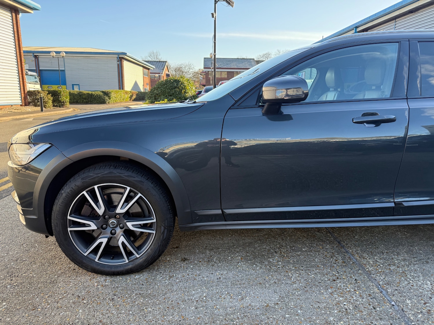 Used Volvo V90 2018 for sale - 76626065: Photo 24