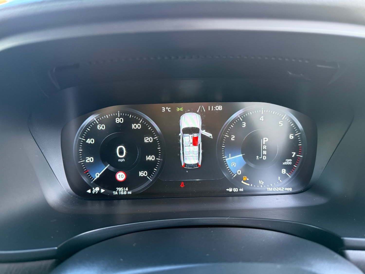 Used Volvo V90 2018 for sale - 76626065: Photo 41