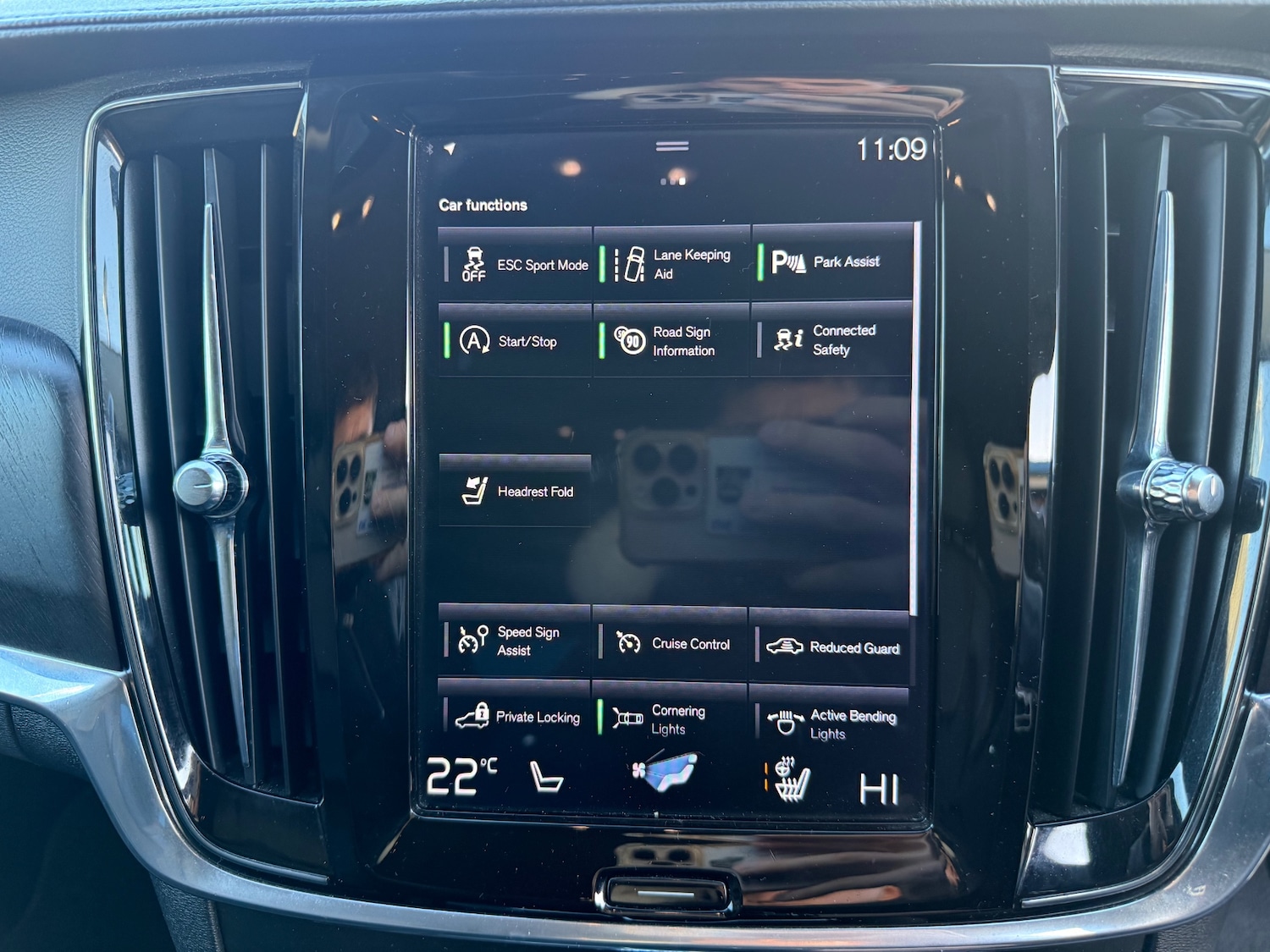 Used Volvo V90 2018 for sale - 76626065: Photo 47