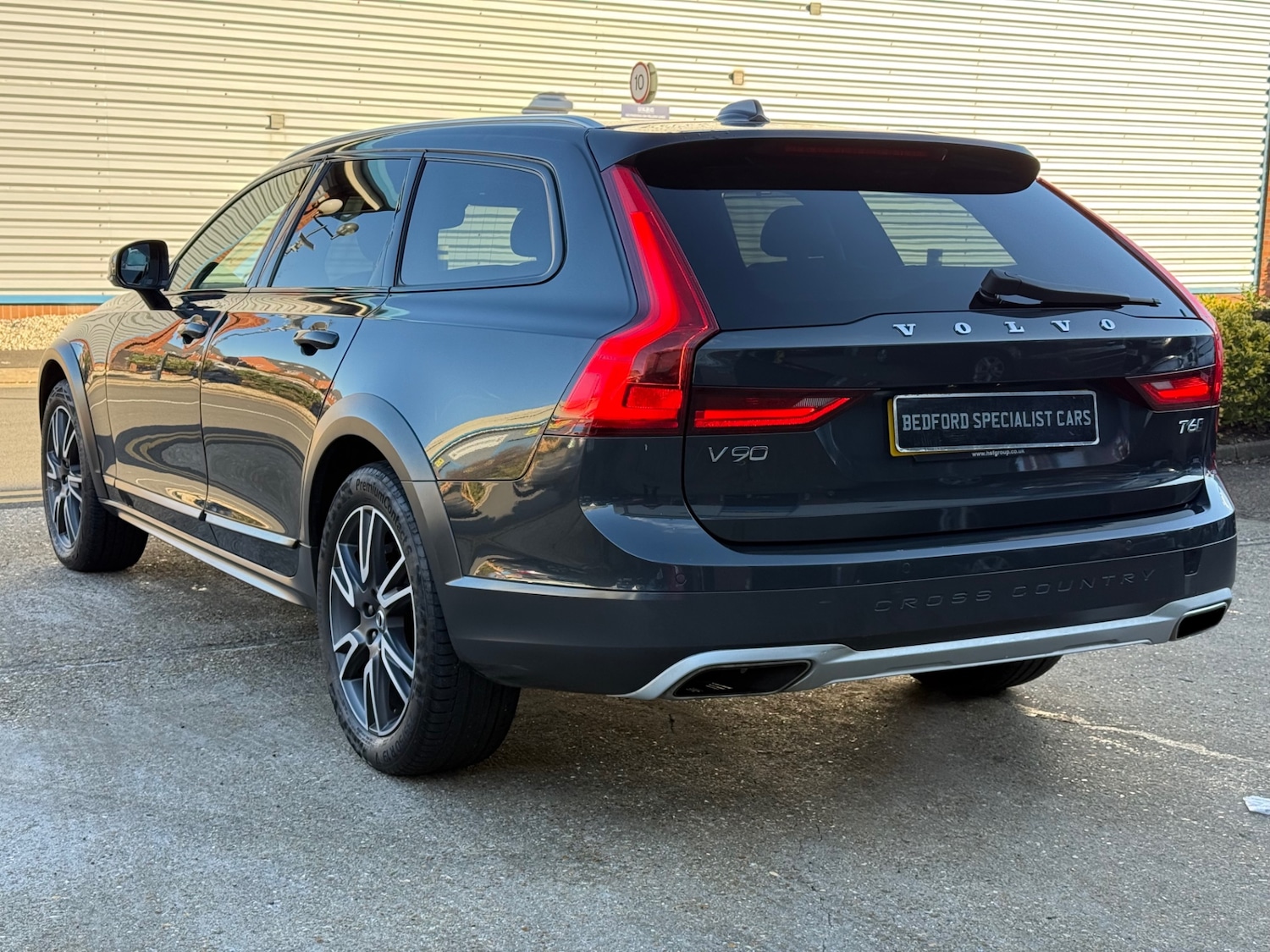 Used Volvo V90 2018 for sale - 76626065: Photo 8