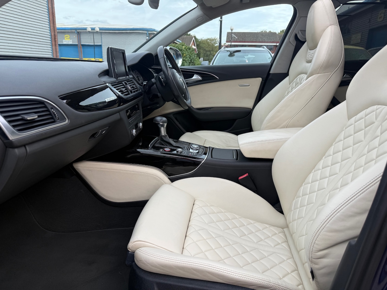 Used Audi A6 2013 for sale - 76101460: Photo 70