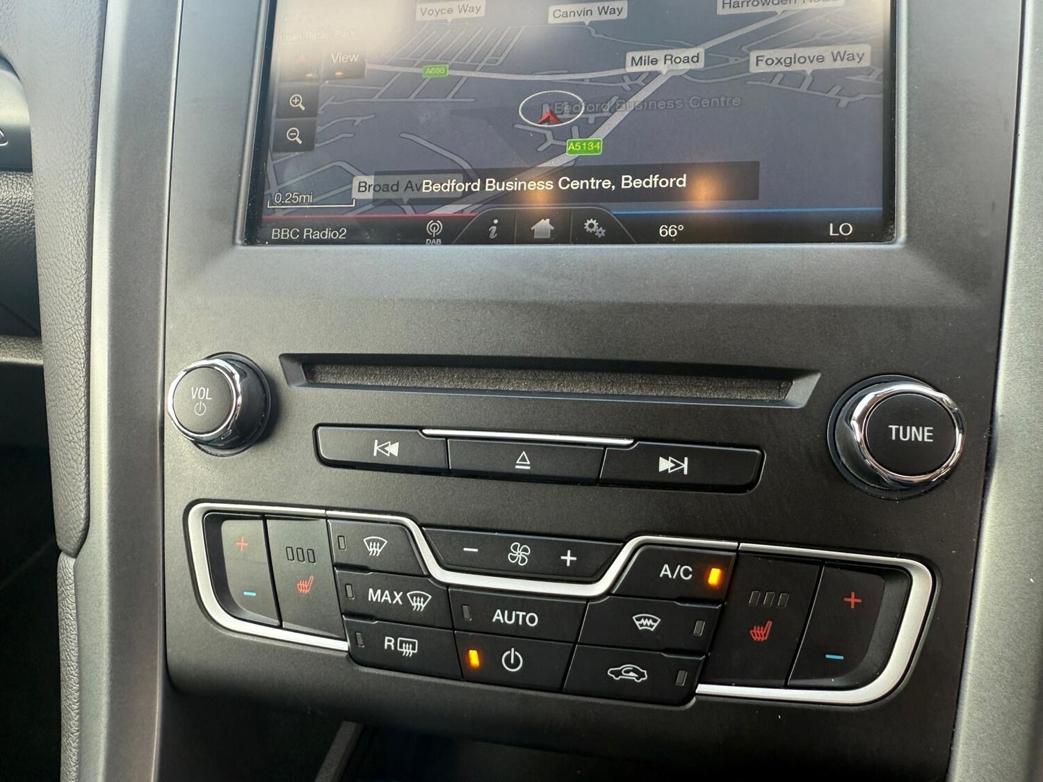 Used Ford Mondeo 2015 for sale - 77803889: Photo 17