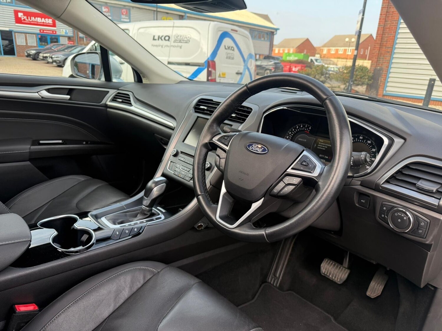 Used Ford Mondeo 2015 for sale - 77803889: Photo 20