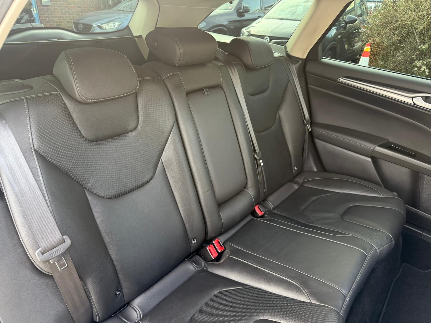 Used Ford Mondeo 2015 for sale - 77803889: Photo 23