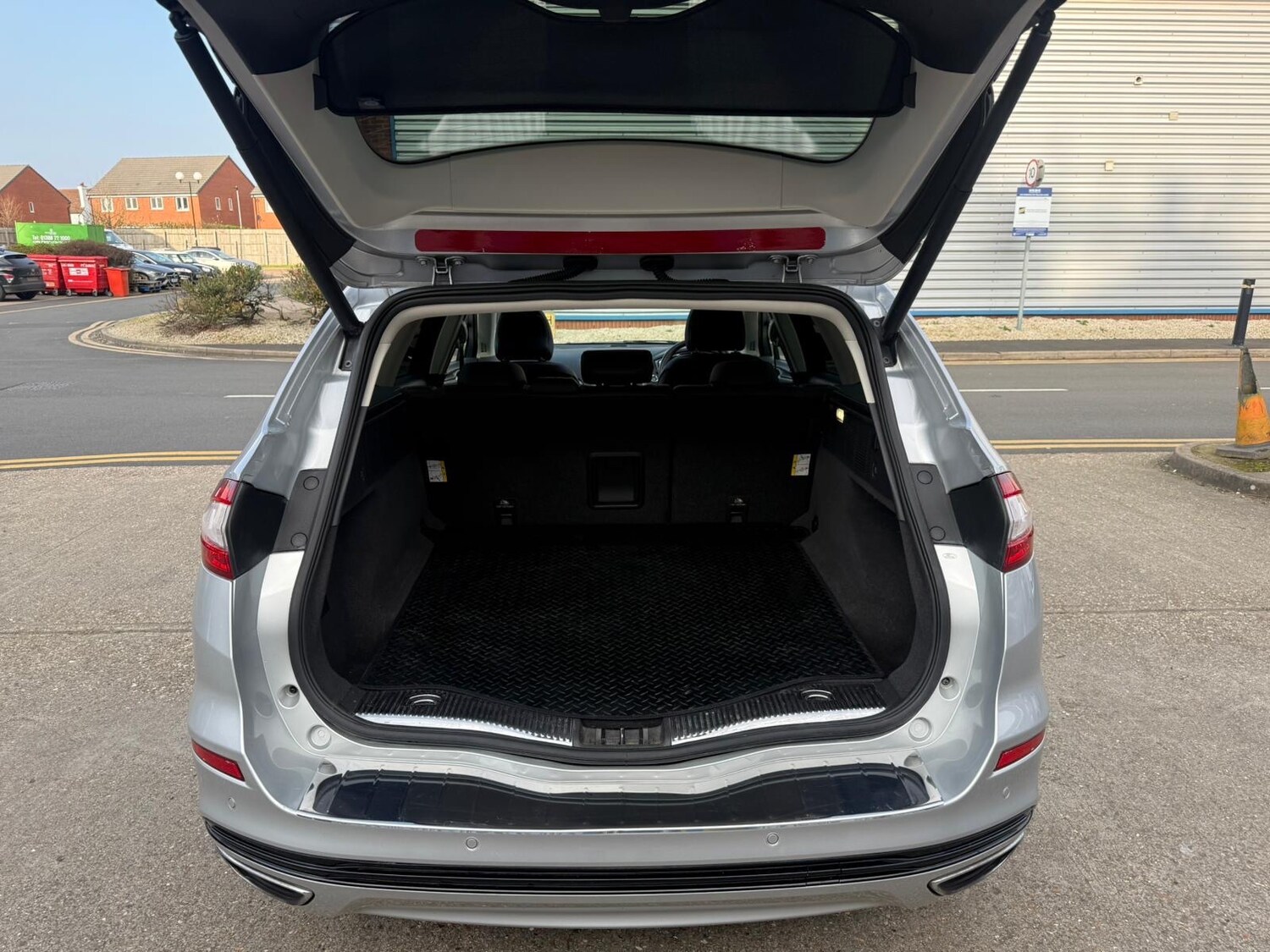 Used Ford Mondeo 2015 for sale - 77803889: Photo 26