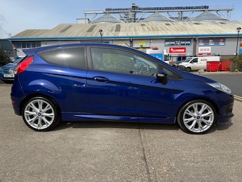 Used Ford Fiesta 2016 for sale - 78199197: Photo