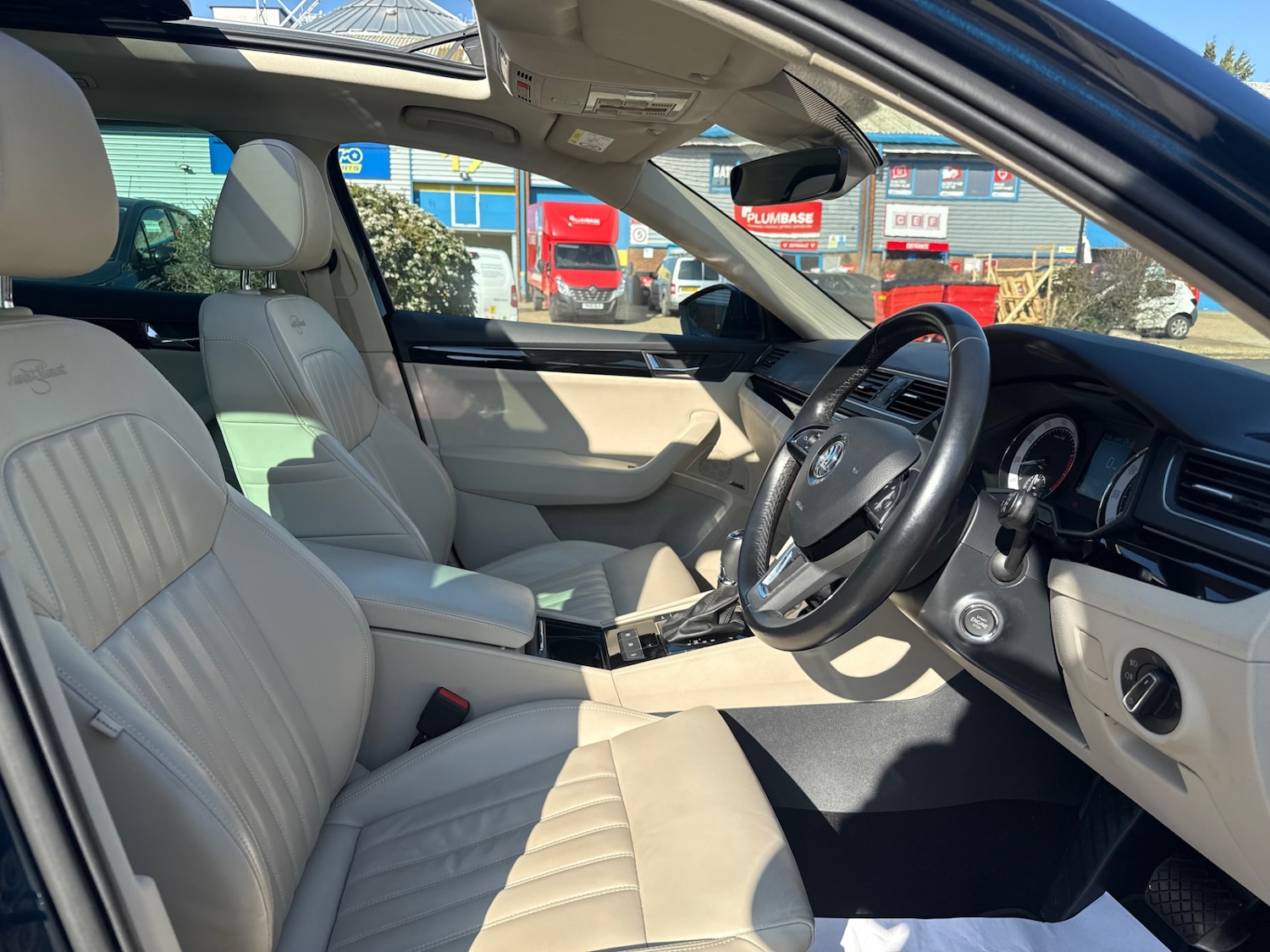 Used Skoda Superb 2018 for sale - 77654029: Photo 60