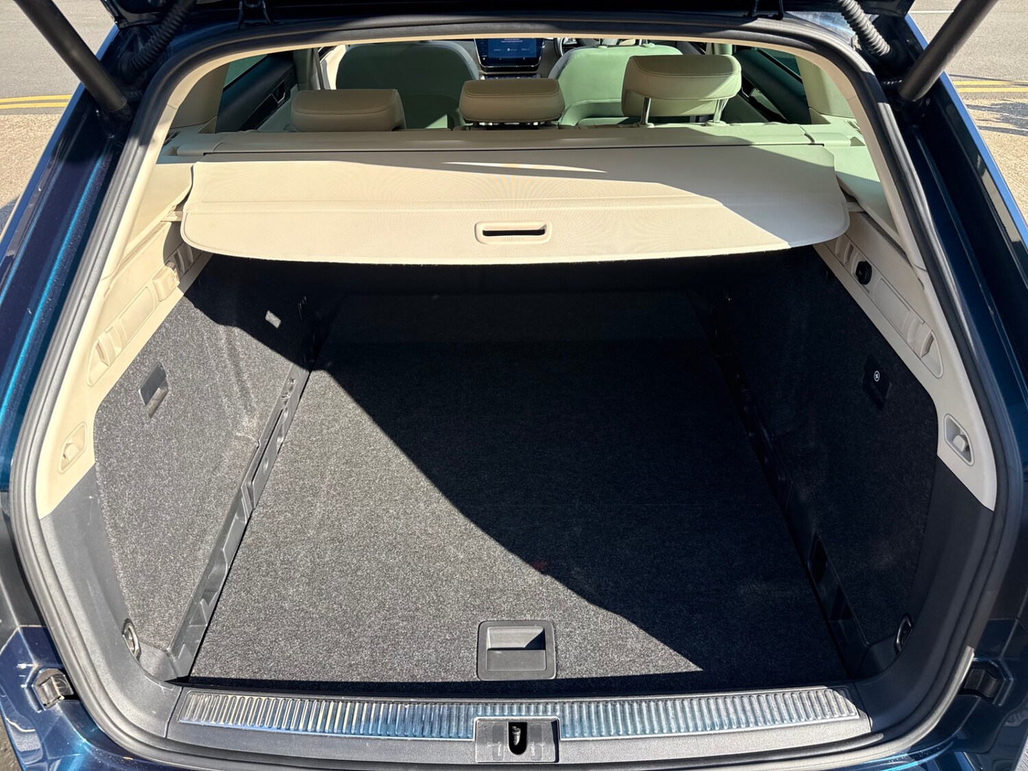 Used Skoda Superb 2018 for sale - 77654029: Photo 69