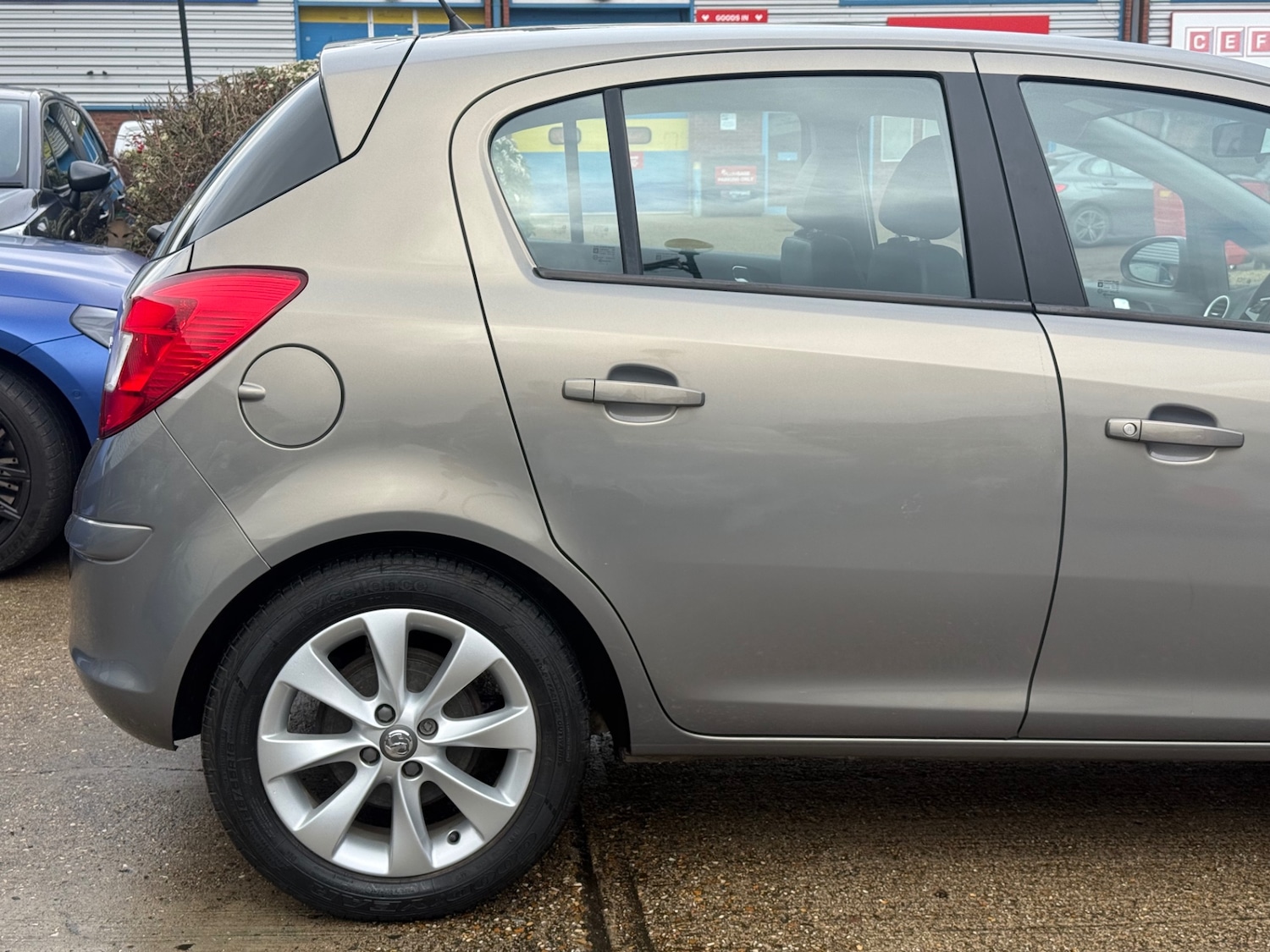Used Vauxhall Corsa 2014 for sale - 77490400: Photo 24