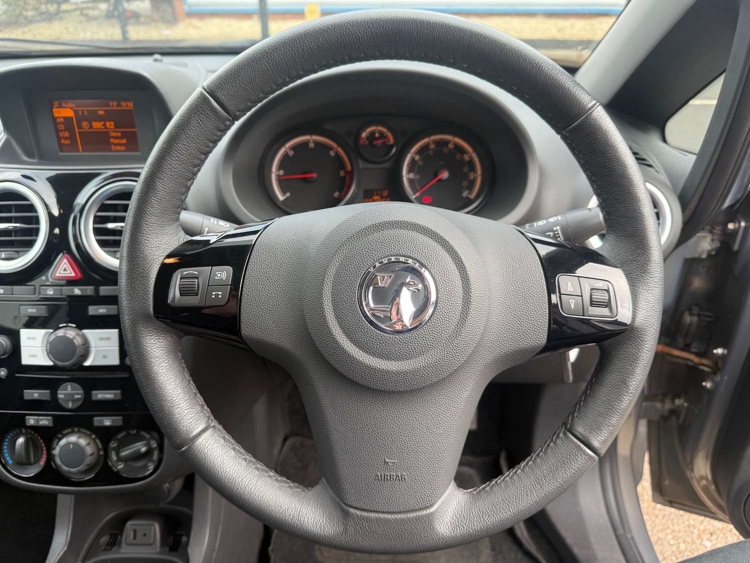 Used Vauxhall Corsa 2014 for sale - 77490400: Photo 40