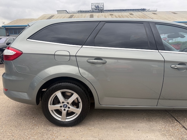 Used Ford Mondeo 2009 for sale - 75313724: Photo 28
