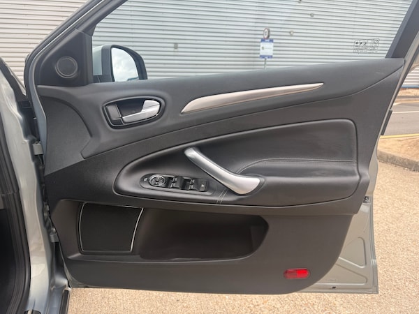 Used Ford Mondeo 2009 for sale - 75313724: Photo 35