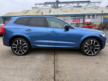 Used Volvo XC60 2021 for sale - 77012922: Photo