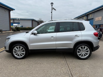 Used Volkswagen Tiguan 2012 for sale - 78031806: Photo