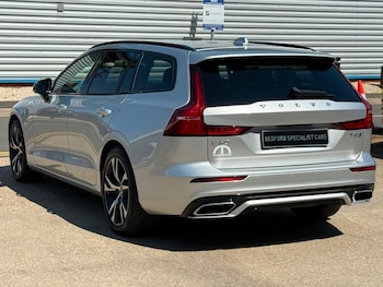 Used Volvo V60 2019 for sale - 79491039: Photo