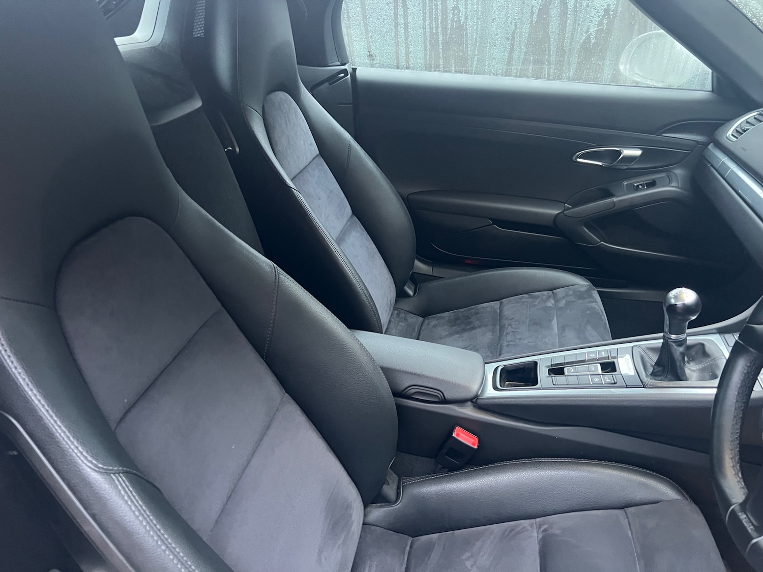 Used Porsche Boxster 2013 for sale - 77240770: Photo 2