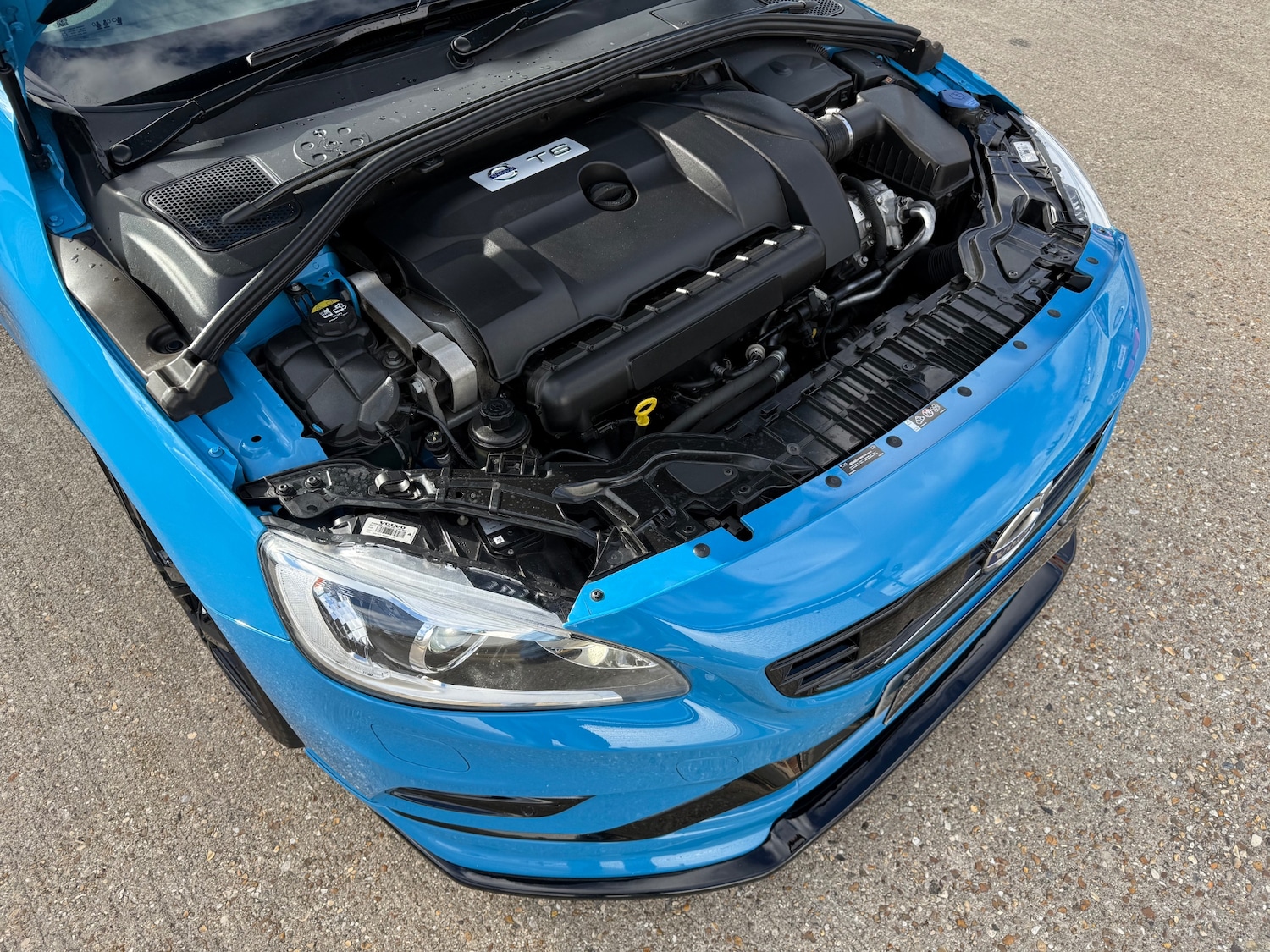 Used Volvo V60 2015 for sale - 76357744: Photo 35