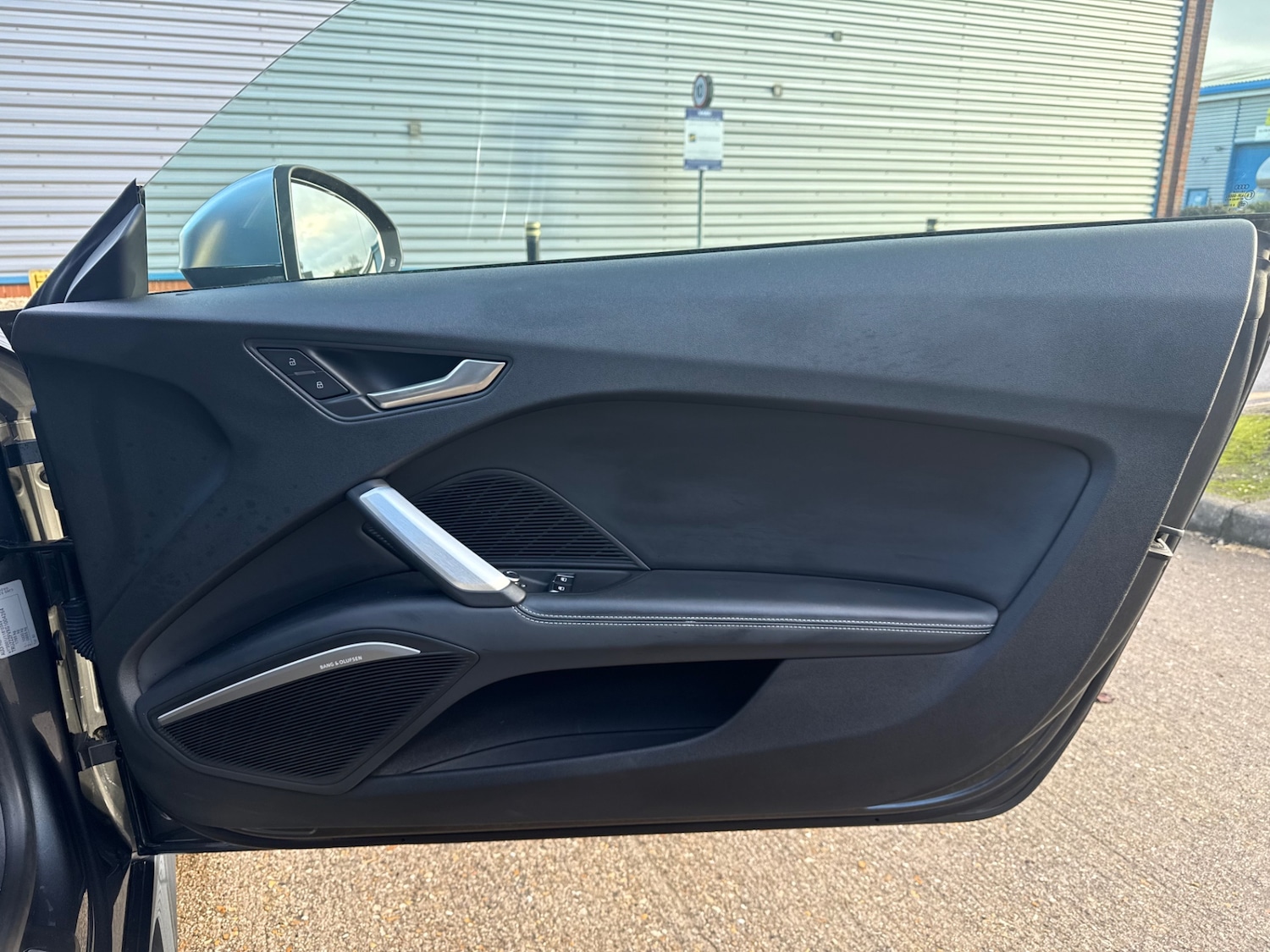 Used Audi TT 2015 for sale - 76684458: Photo 28