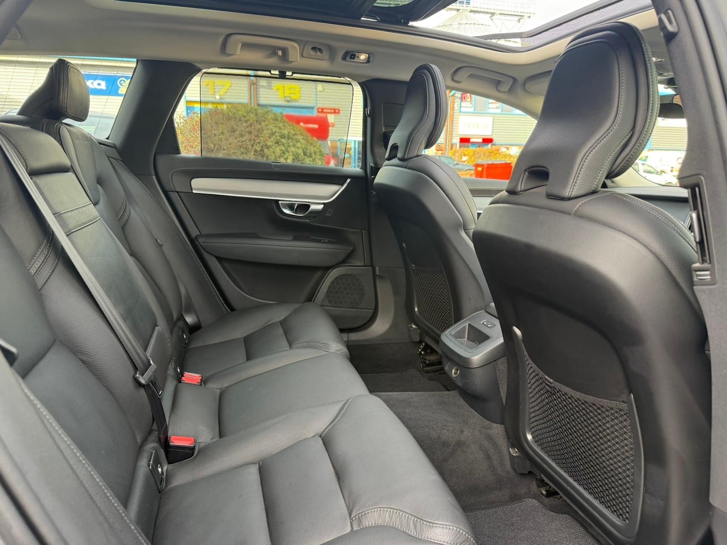 Used Volvo V90 2019 for sale - 76807808: Photo 31