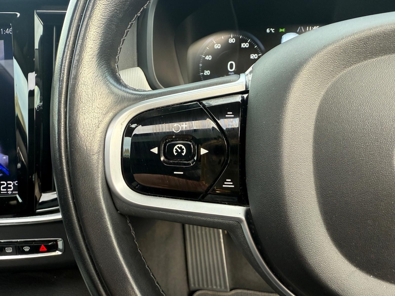 Used Volvo V90 2019 for sale - 76807808: Photo 60