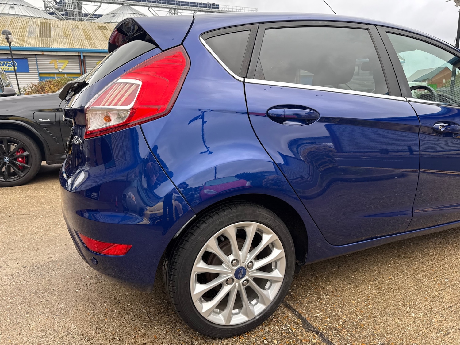Used Ford Fiesta 2015 for sale - 76504780: Photo 12