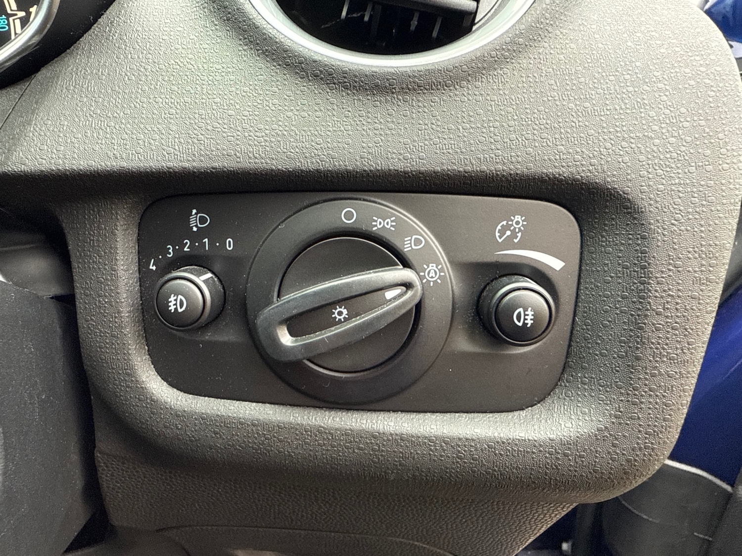 Used Ford Fiesta 2015 for sale - 76504780: Photo 38