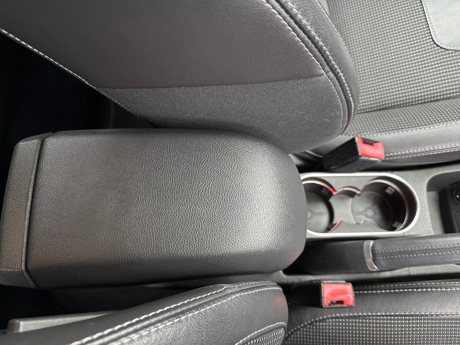 Used Ford Fiesta 2015 for sale - 76504780: Photo 50