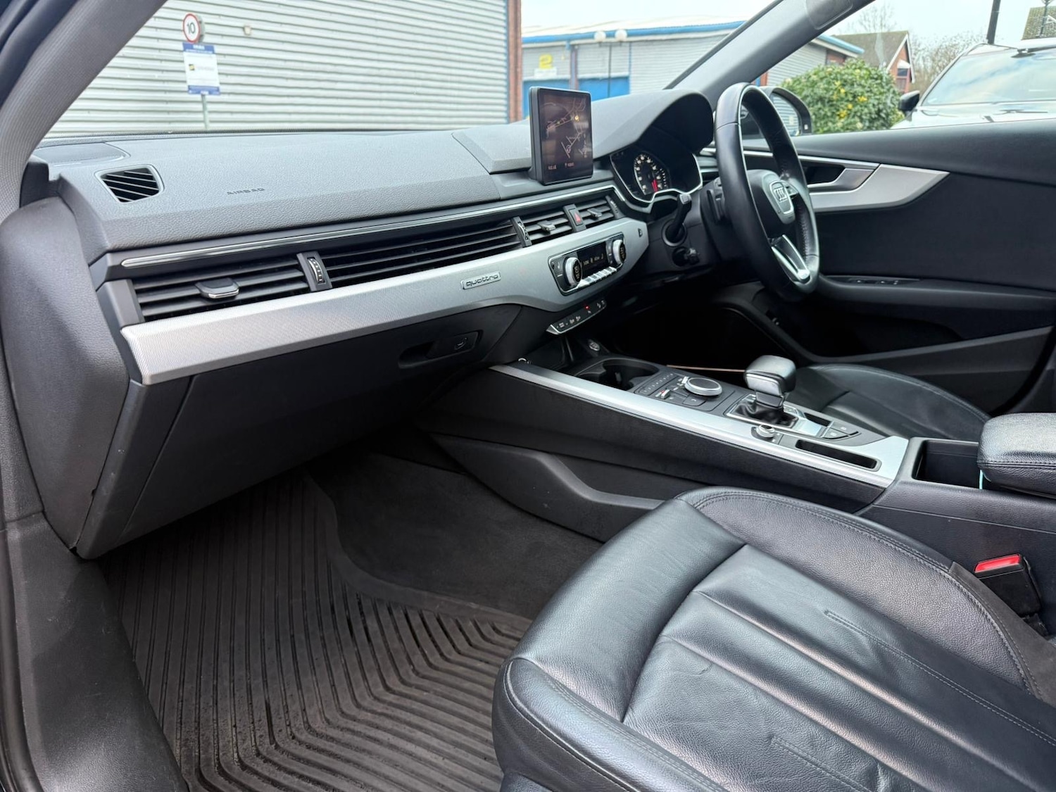 Used Audi A4 Allroad 2017 for sale - 77432900: Photo 31