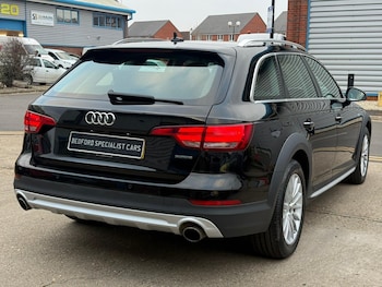 Used Audi A4 Allroad 2017 for sale - 77432900: Photo