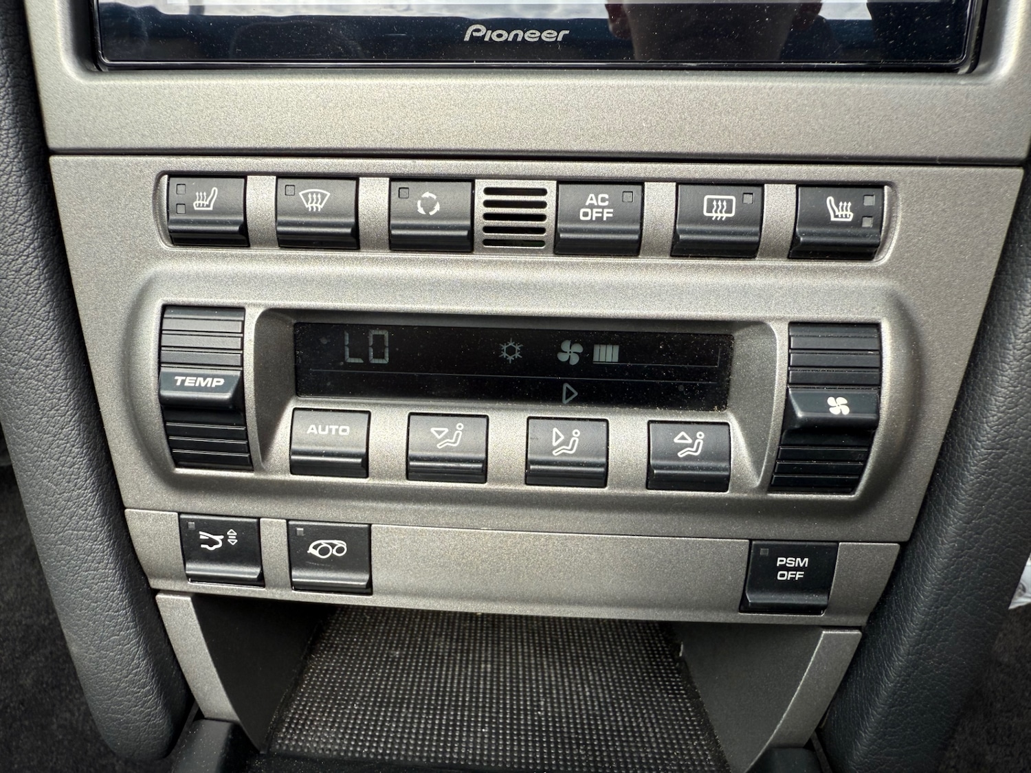 Vehicle 47